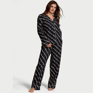 NWT Victoria's Secret Flannel Long Pajama Set Size L